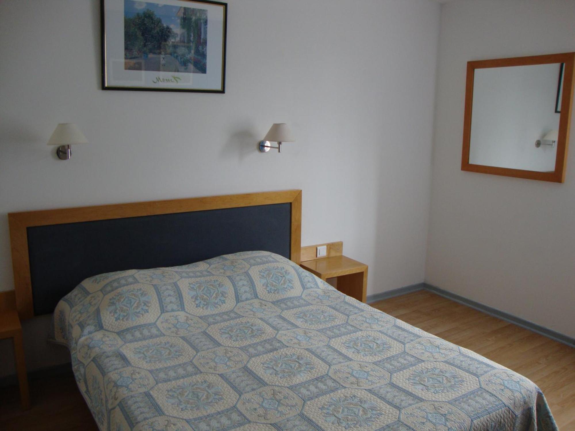 Hotel Au Petit Languedoc Lourdes Værelse billede