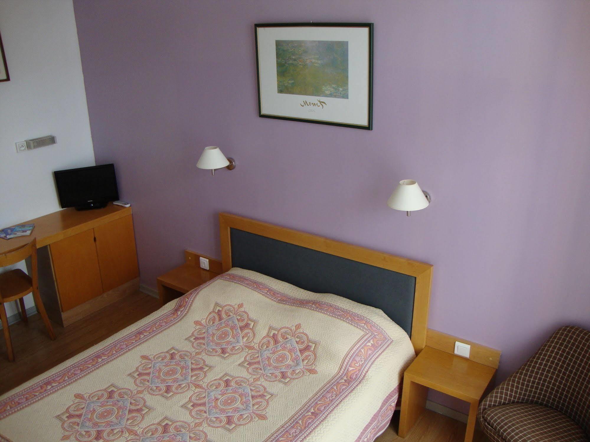 Hotel Au Petit Languedoc Lourdes Eksteriør billede